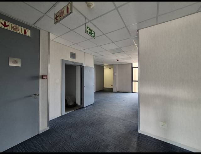 487M² OFFICE TO LET IN ROSEBANK
